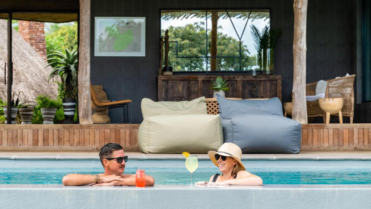 Sungulwane Private Game Lodge Hluhluwe Eksteriør bilde